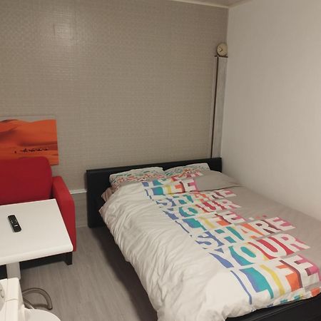 ברינגן Modern Lux Studio מראה חיצוני תמונה