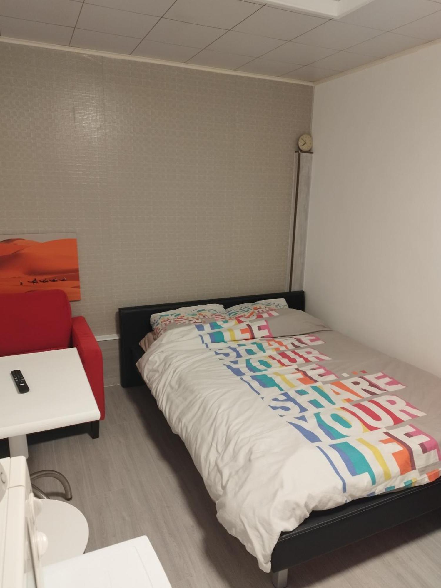 ברינגן Modern Lux Studio מראה חיצוני תמונה